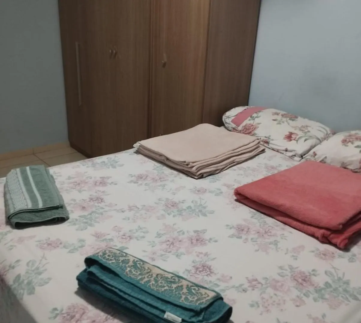 Quarto Privativo Em Apartamento Compartilhado Florianópolis